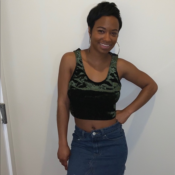 Band of Gypsies- Velvet crop top - Picture 4 of 4